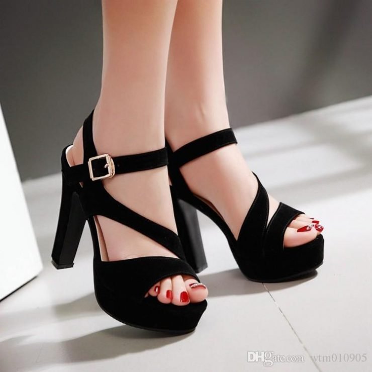 2023 Expensive Amazing high sandals For Special Ladies